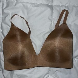 Skims Wireless Lightly Lined Bra